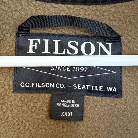 Filson Men's Tan Performance Jacket - Picture 4 of 4
